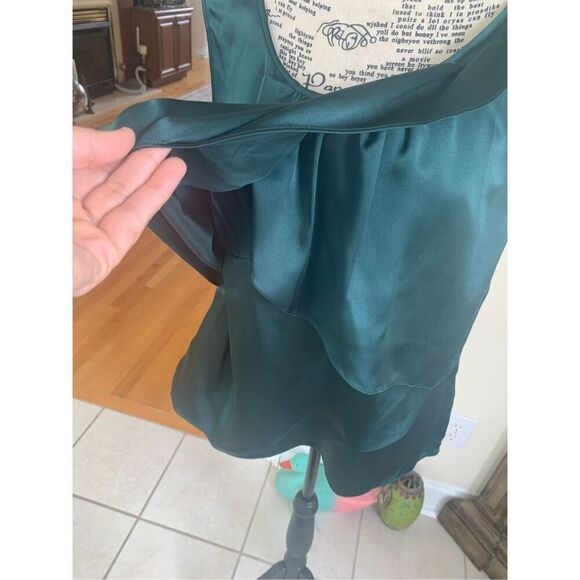 NWT Talbots 100% Silk Hunter Green Layered Look Scoop Neck Tank Top - Picture 3 of 9